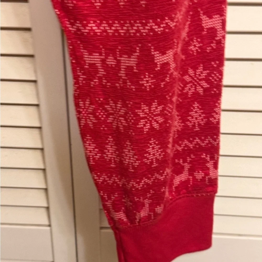 Derek Heart festive red